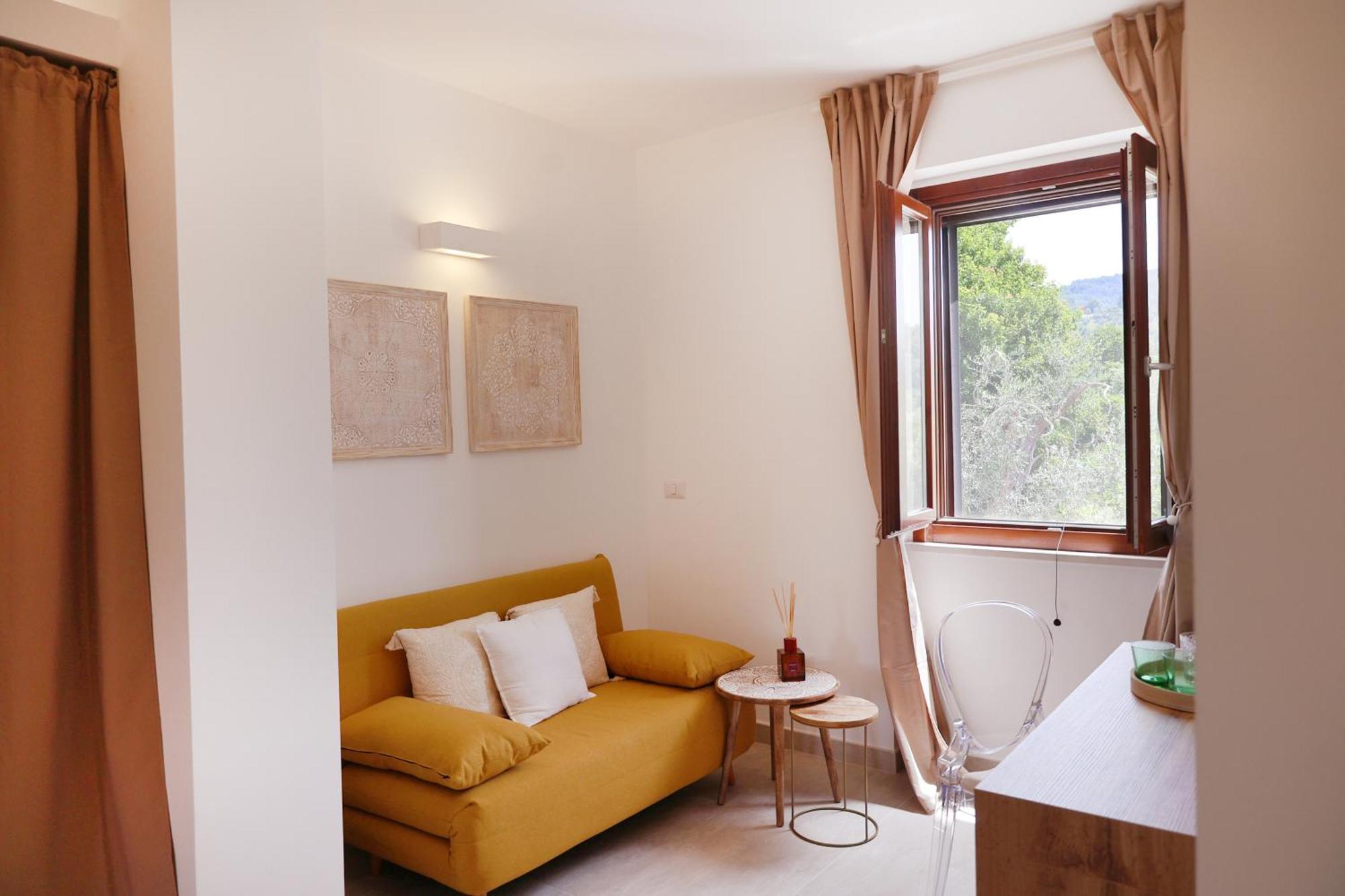 Borgo Del Nespolo Bed & Breakfast เปสคีชี ภายนอก รูปภาพ