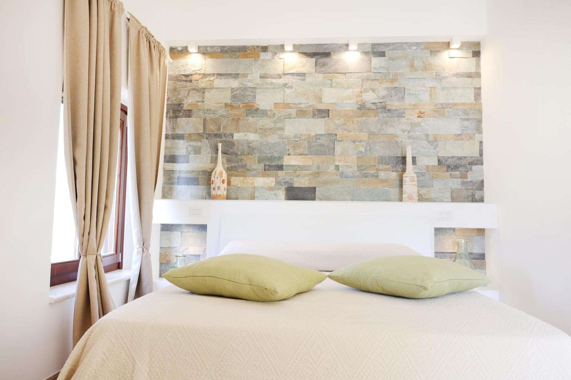 Borgo Del Nespolo Bed & Breakfast เปสคีชี ภายนอก รูปภาพ