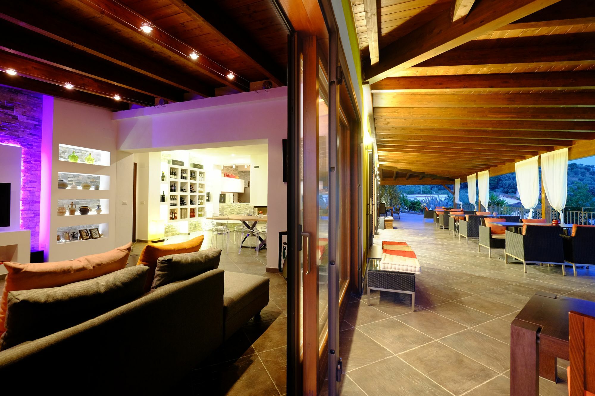 Borgo Del Nespolo Bed & Breakfast เปสคีชี ภายนอก รูปภาพ